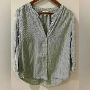 St. John's Bay Woman's Navy Blue & White Striped Top Size M